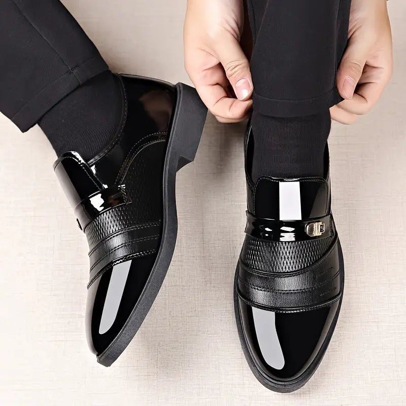 ✨⚫ Shining Black™ -  Premium Slip-Ons 👞 | FLAT 45%🔥